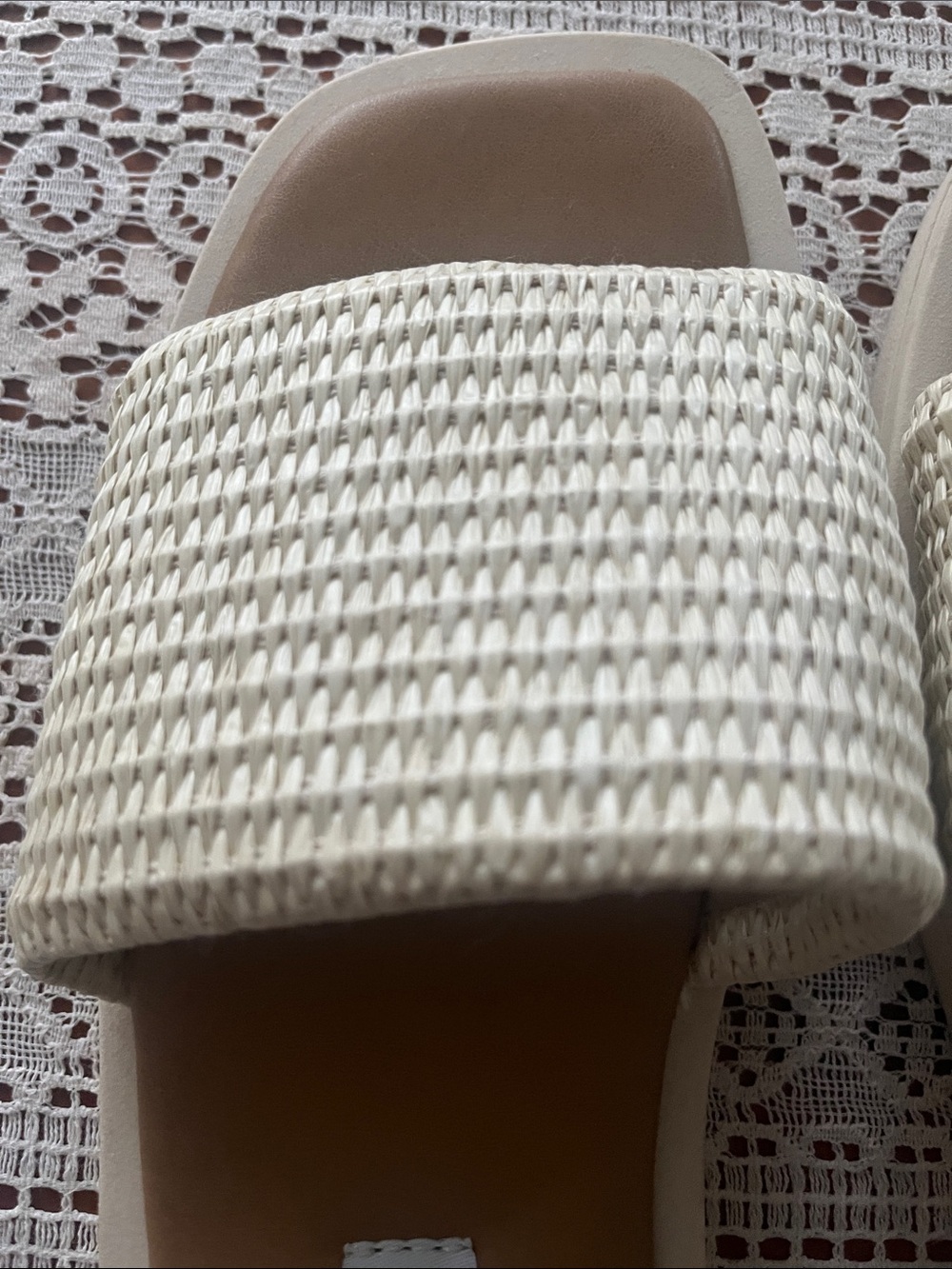 Steve Madden Cream Woven Slide Mules - Picture 3 of 9